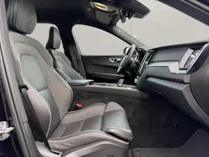 Volvo XC60 2.0 B5 MH R-Design AWD