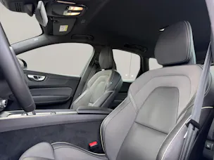 Volvo XC60 2.0 B5 MH R-Design AWD
