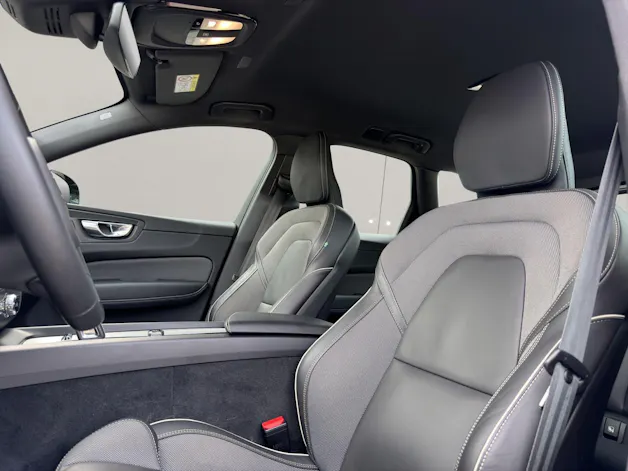 Volvo XC60 2.0 B5 MH R-Design AWD