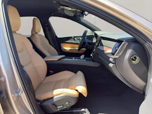 Volvo XC60 2.0 B5 MH Plus Bright AWD