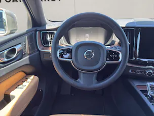Volvo XC60 2.0 B5 MH Plus Bright AWD