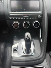 https://vehicle.imgix.net/4335893/6058045c-fe5d-4998-a12e-e515a5dc7e7a.jpg