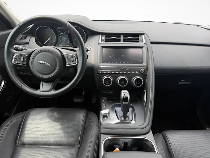 immagine del veicolo JAGUAR E-PACE