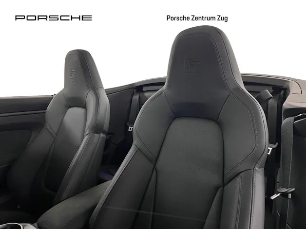 Porsche 911 Carrera 4 GTS Cabriolet