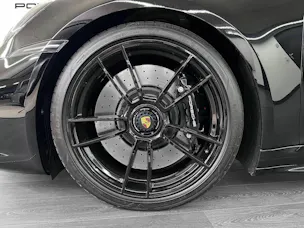 Porsche 911 Carrera 4 GTS Cabriolet