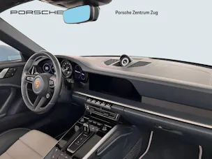 Porsche 911 Carrera 4 GTS Cabriolet