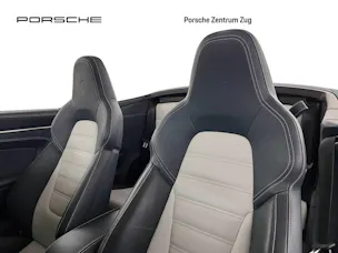 Porsche 911 Carrera 4 GTS Cabriolet