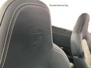 Porsche 911 Carrera 4 GTS Cabriolet