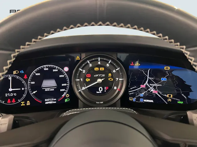 Porsche 911 Carrera 4 GTS Cabriolet