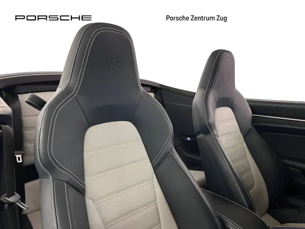 Porsche 911 Carrera 4 GTS Cabriolet