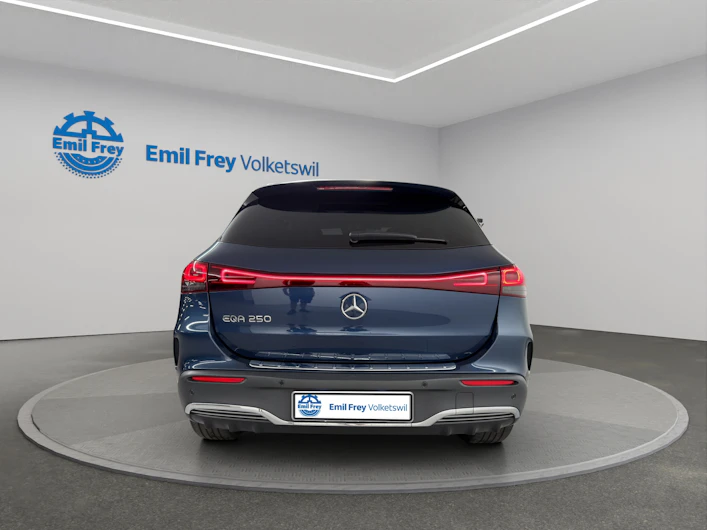 Fahrzeugbild MERCEDES-BENZ EQA 250