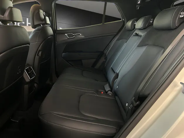 Kia Sportage 1.6 T-GDi Hybrid Black Edition