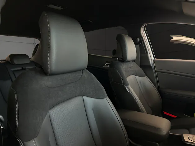 Kia Sportage 1.6 T-GDi Hybrid Black Edition