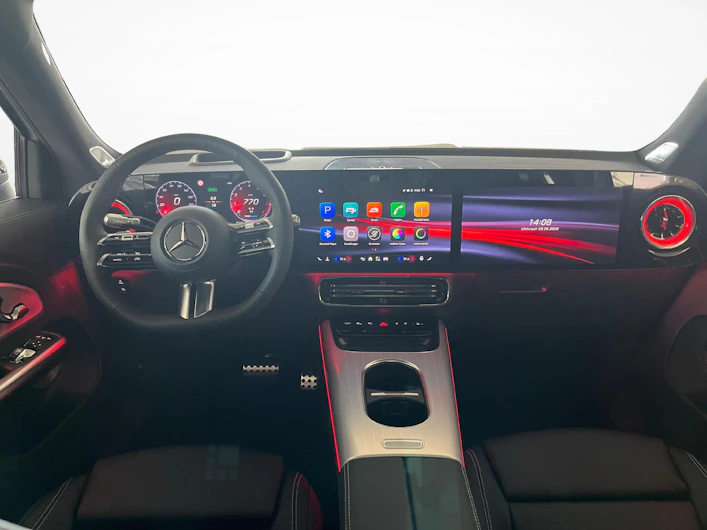 image du véhicule MERCEDES-BENZ GLB 220