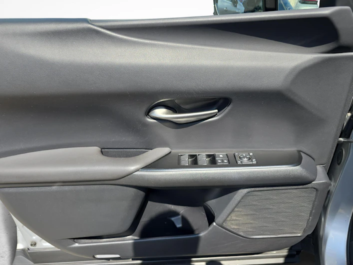 Fahrzeugbild LEXUS UX