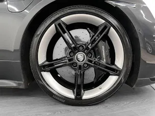 Porsche Taycan Turbo