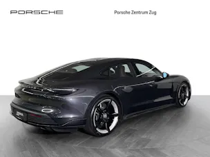 Porsche Taycan Turbo