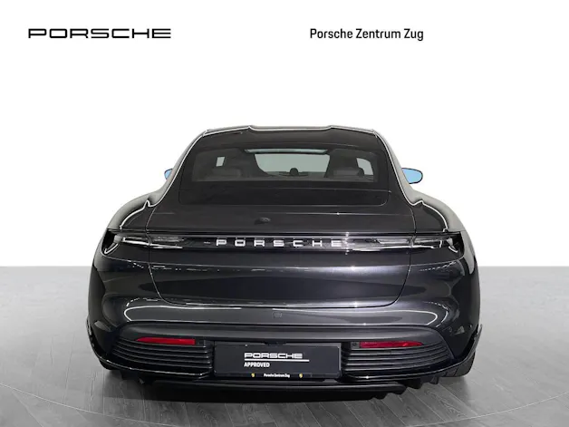Porsche Taycan Turbo