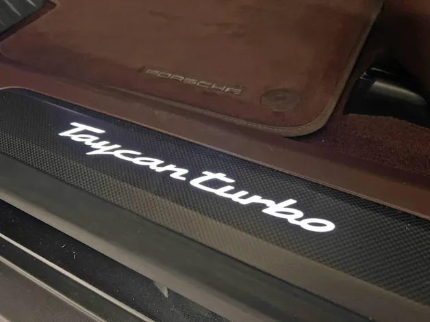 Porsche Taycan Turbo