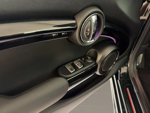 Mini Cabrio  John Cooper Works