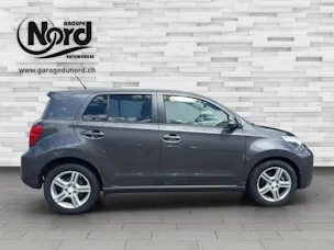Toyota Urban Cruiser 1.4 D-4D L. Terra fédéral 4WD