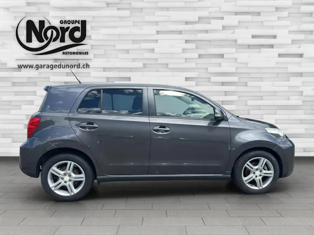 Toyota Urban Cruiser 1.4 D-4D L. Terra fédéral 4WD