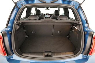 https://vehicle.imgix.net/4336111/05a43d23-60de-4aaf-9490-08da2c80325d.jpg
