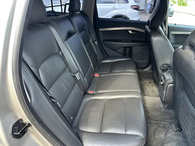 Volvo XC70 2.4 D5 Summum AWD