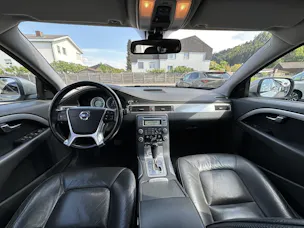 Volvo XC70 2.4 D5 Summum AWD