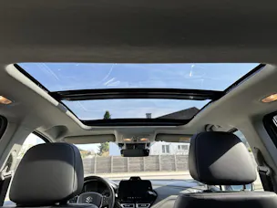 Suzuki S-Cross 1.4 T Sakura Top Hybrid 4x4