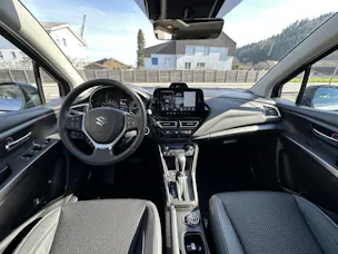 Suzuki S-Cross 1.4 T Sakura Top Hybrid 4x4