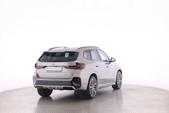 https://vehicle.imgix.net/4336178/32a6e4c1-289e-4aa1-b2ae-7306030eb201.jpg