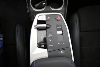 https://vehicle.imgix.net/4336178/bd7693a1-bb91-4d96-a1f3-d70f837cabdb.jpg