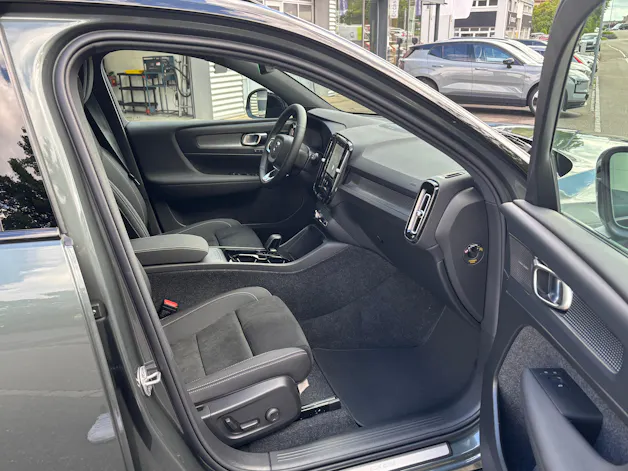 Volvo EX40 Twin XCENTRIC Edition AWD