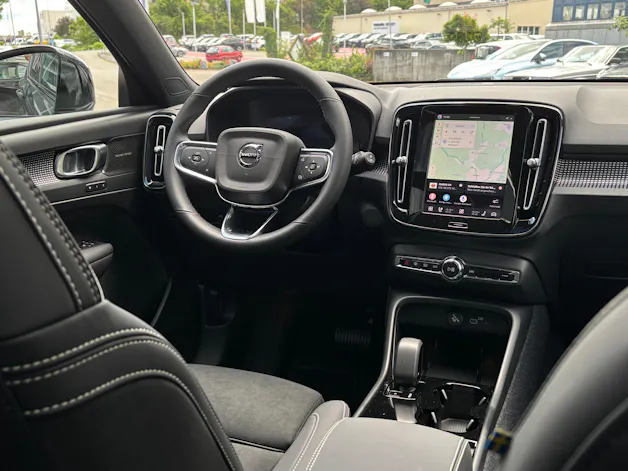 Volvo EX40 Twin XCENTRIC Edition AWD