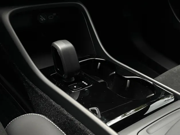 Volvo EX40 Twin XCENTRIC Edition AWD