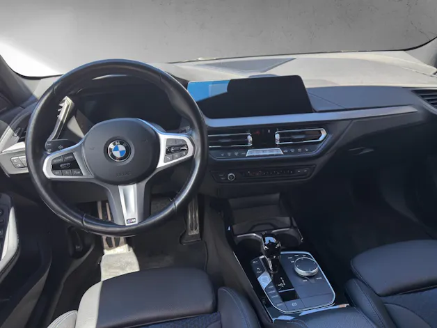 BMW 120d xDrive SAG