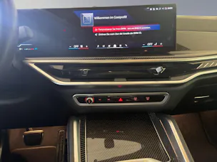 BMW X6 M60i