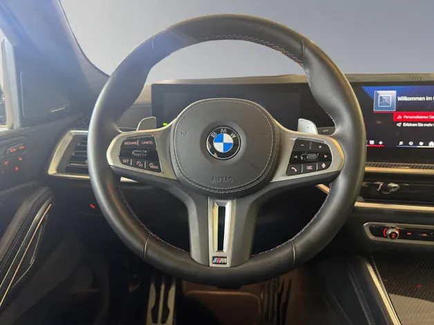BMW X6 M60i
