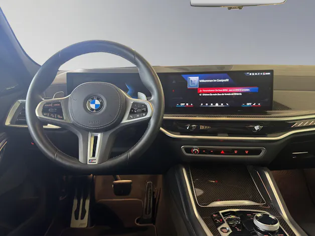 BMW X6 M60i