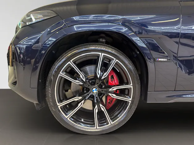 BMW X6 M60i