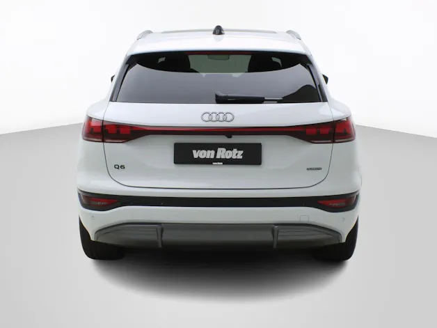 Audi Q6 e-tron S line quattro