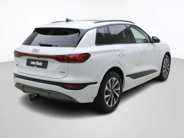 Audi Q6 e-tron S line quattro