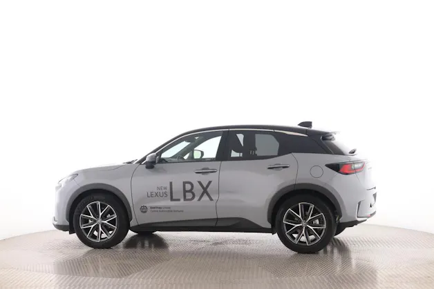 Lexus LBX 1.5 Hybrid Cool AWD