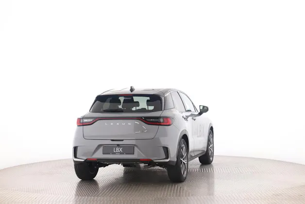 Lexus LBX 1.5 Hybrid Cool AWD