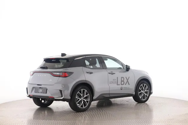 Lexus LBX 1.5 Hybrid Cool AWD