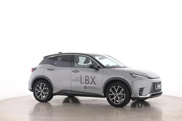 Lexus LBX 1.5 Hybrid Cool AWD