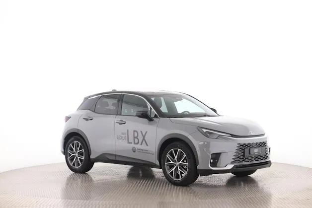 Lexus LBX 1.5 Hybrid Cool AWD