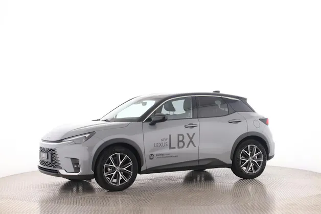 Lexus LBX 1.5 Hybrid Cool AWD