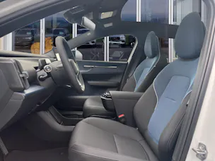 Volvo EX30 CC E60 Twin Performance AWD